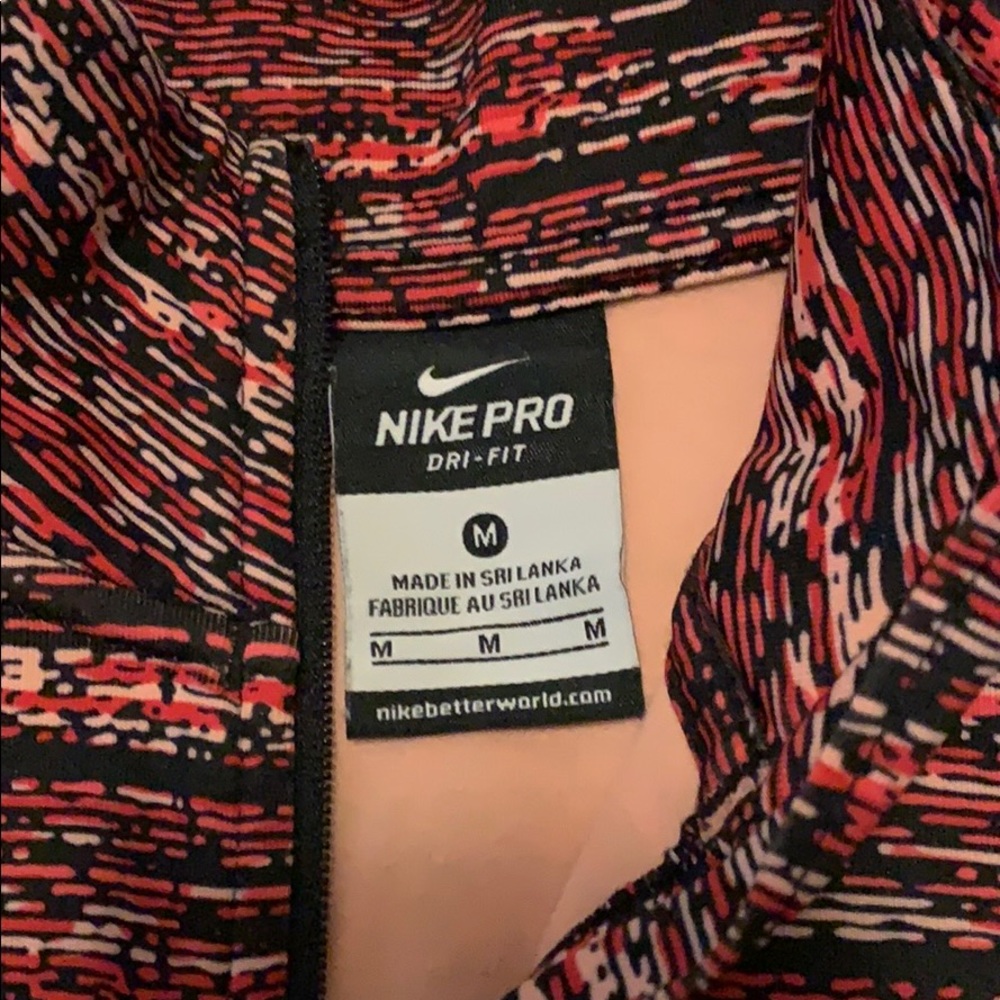 Nike running top - like new!